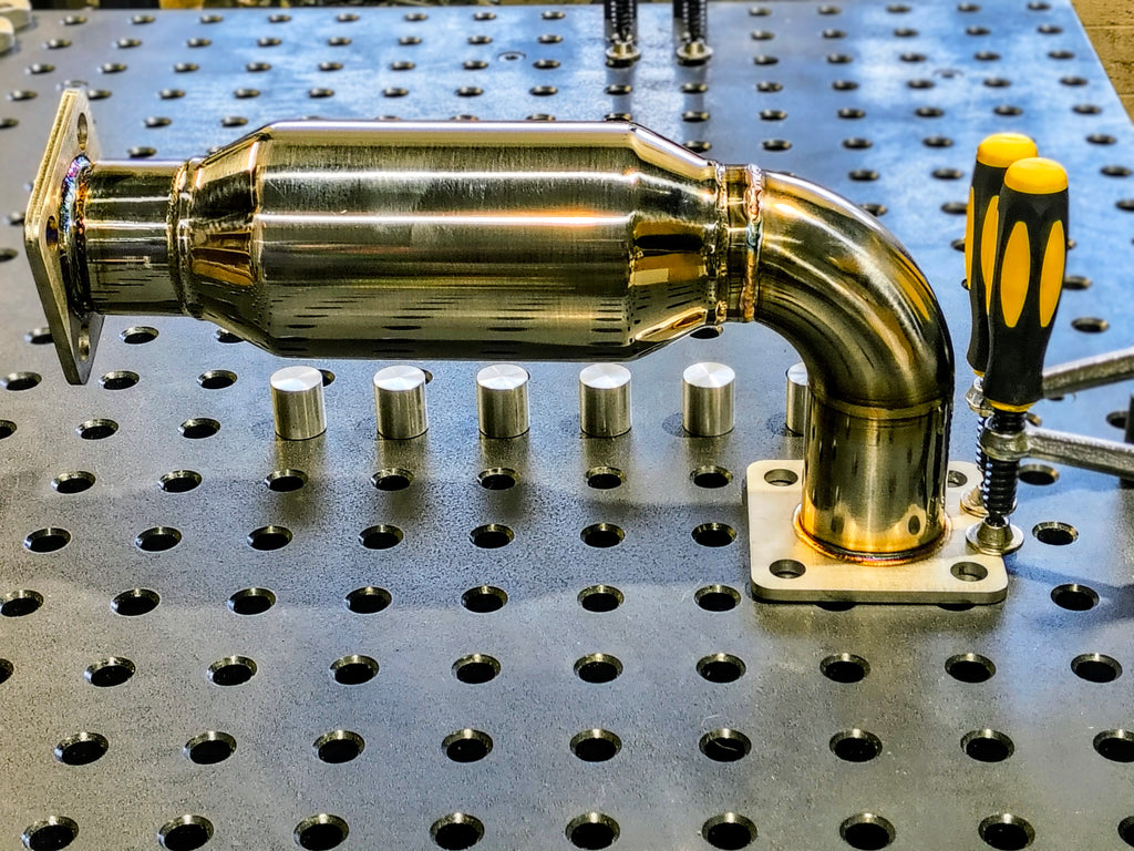 John Deere 4R/4M Series Exhaust