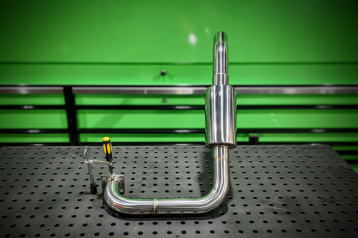 Kubota SVL95-2/97-2 Exhaust